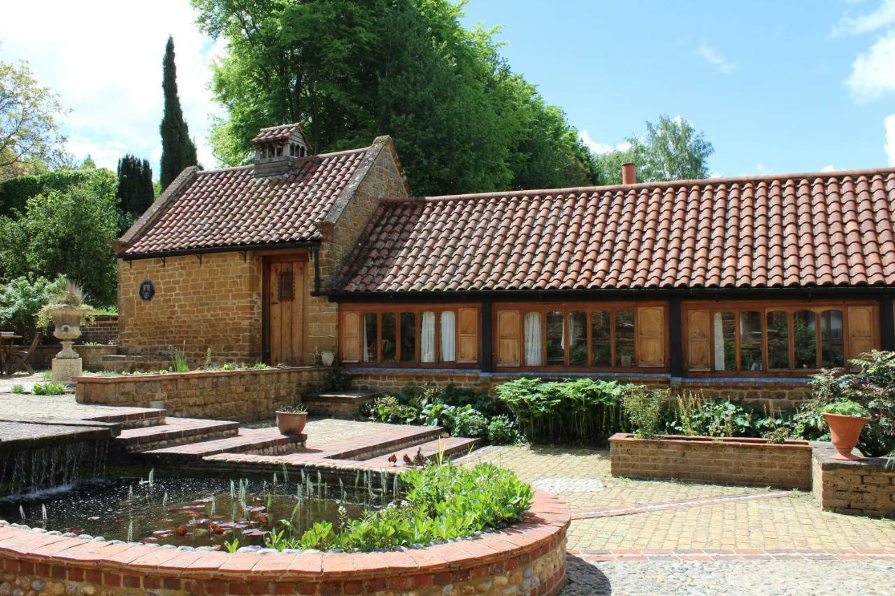 Heath Farm Holiday Cottages Swerford Exterior photo
